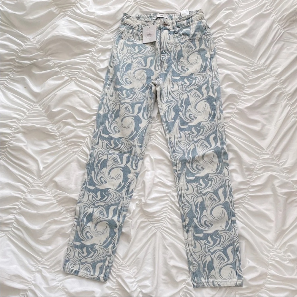NWT adika marble swirl print mom jeans